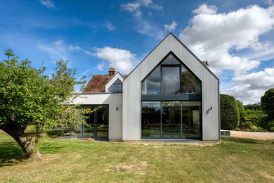 Inspiration for a contemporary house exterior in Oxfordshire.