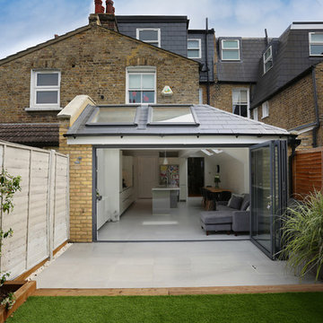 Stylist, contemporary kitchen extension in terraced Tooting property