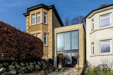 Photo of a modern house exterior in Edinburgh.