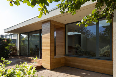 This is an example of a contemporary house exterior in Cambridgeshire.