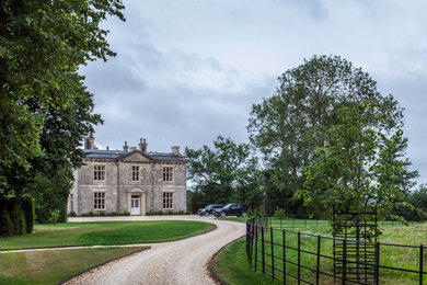 This is an example of a country house exterior in Oxfordshire.