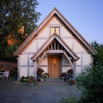 Traditional oak frame cottage