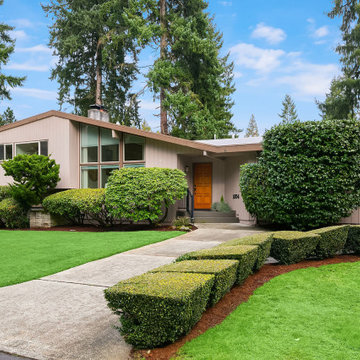 Transitional-Style Bellevue Midcentury Home Remodel