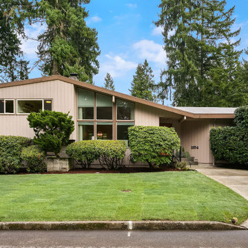 Transitional-Style Bellevue Midcentury Home Remodel
