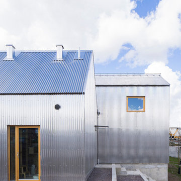 F003_House for mother