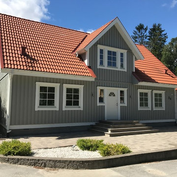 Målning av hus + garage, ca 170+48m2 i Skogås