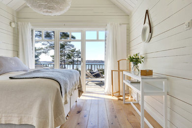 Inspiration for a cottage exterior home remodel in Gothenburg