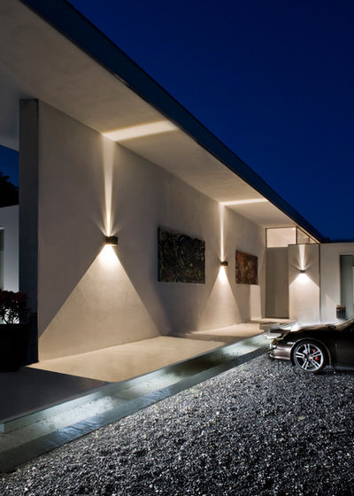 Moderne Hus & facade by Ray Photo