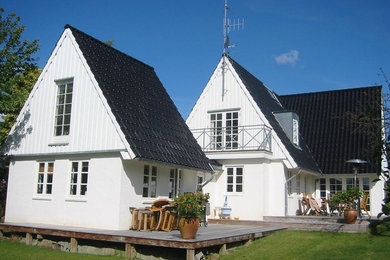 コペンハーゲンにある北欧スタイルのおしゃれな家の外観の写真