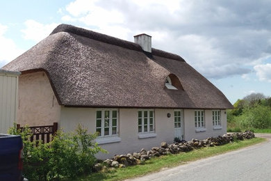 Photo of a farmhouse house exterior in Aarhus.