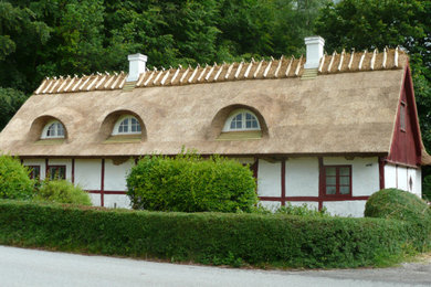 Design ideas for a farmhouse house exterior in Copenhagen.