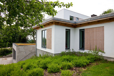 オーフスにある北欧スタイルのおしゃれな家の外観の写真