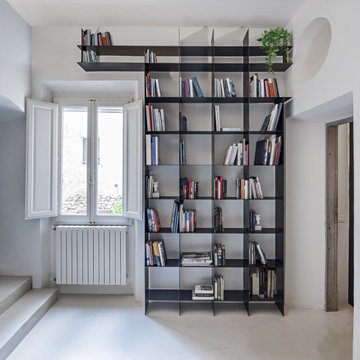 Ancora una libreria per l'appartamento in centro a Firenze