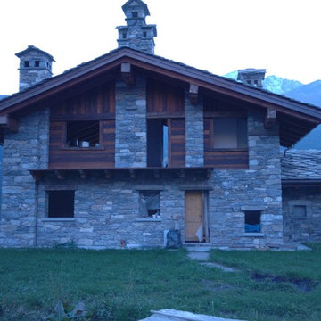 case in pietra e legno