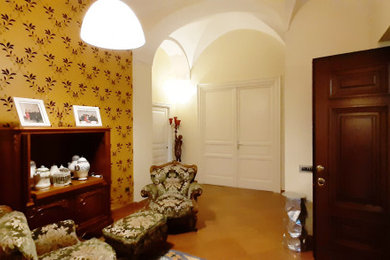 Foto di un ingresso o corridoio classico