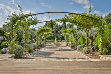 地中海スタイルのおしゃれな庭の写真