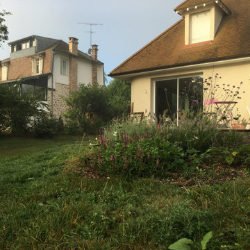 Jardin sur berge à Villennes-sur-Seine