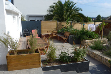 Aménagement d'un jardin moderne.