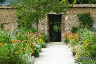 Un jardin clos de murs