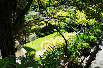 ニースにあるトラディショナルスタイルのおしゃれな庭の写真