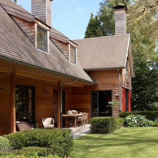Idée de décoration pour un grand jardin champêtre.