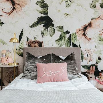 A floral little girl's room