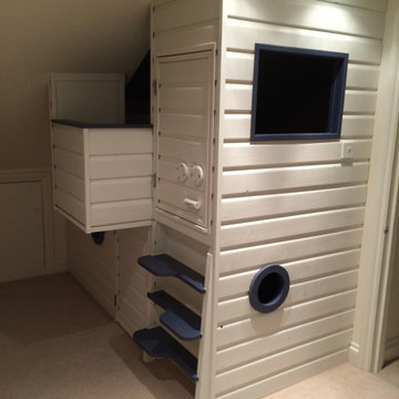 Built in cabin bed for children's room with bespoke joinery & built in storage