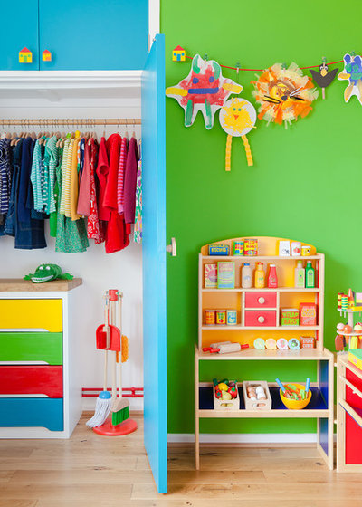 Modern Kinderzimmer by colour + shape