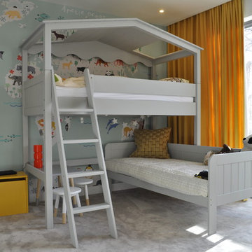 Bunk bed