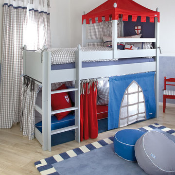 Coat of Arms Boys Bedroom