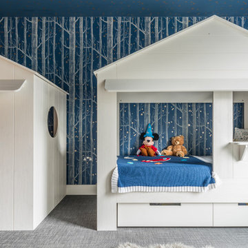 Modern Family Flat
