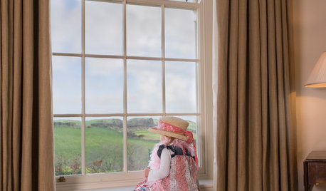 Double-Hung Windows Offer Singular Traditional Style