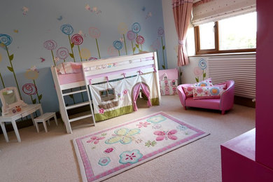 Inspiration for a classic kids' bedroom in Manchester.