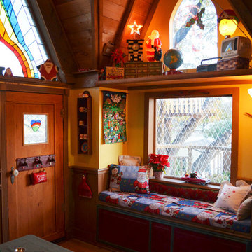 A Magical Tree House Lights Up for Christmas