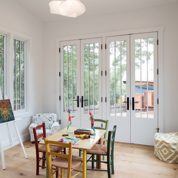 Arts & Crafts Room