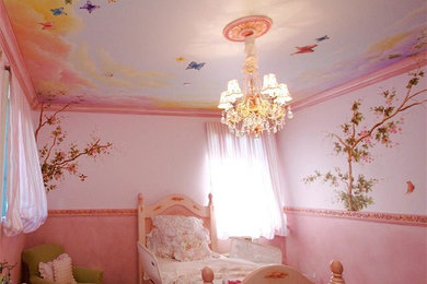 Example of a classic kids' room design in Orange County