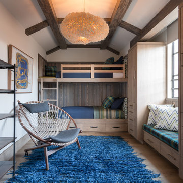 Balboa Peninsula Jack & Jill Room