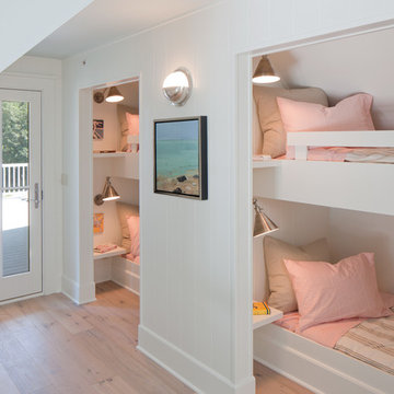 Beach Walk - Bunkroom