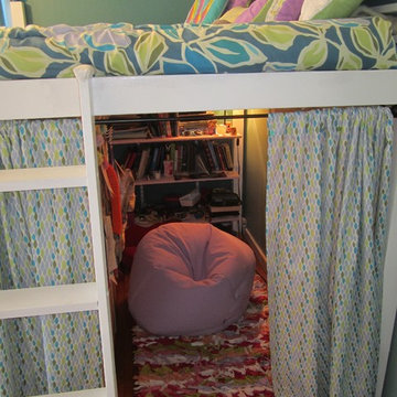 Blue & Green Vintage Rose Teen Bedroom for 2 Sisters