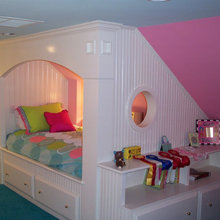 Kids Bedroom/Playroom/Desk area