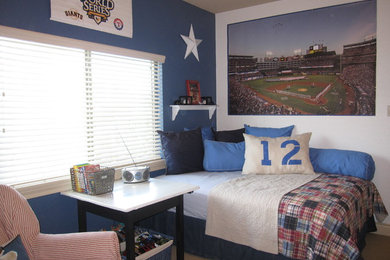 Example of a classic kids' room design in Austin