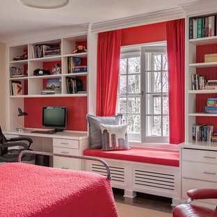 Idee per una cameretta per bambini boho chic di medie dimensioni con pareti beige