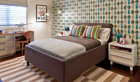 Expert Talk: Spice Up the Bedroom With Wallpaper