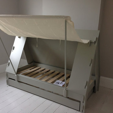 Canopy Tent Bed with Trundle Drawer