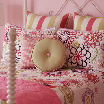 Charming Teen Girl's Bedroom