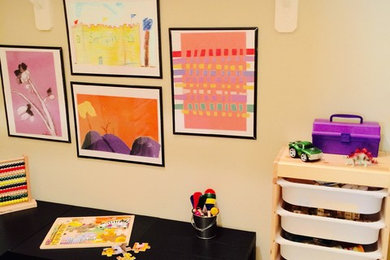 ヒューストンにあるコンテンポラリースタイルのおしゃれな子供部屋の写真