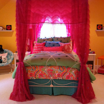Colorful Tween Bedroom