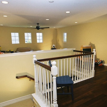 Combination Low Wall and Wood Railing