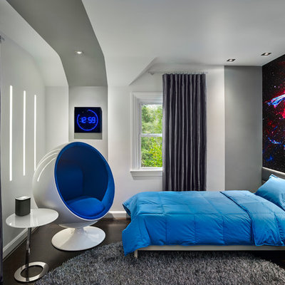 Small trendy boy dark wood floor kids' room photo in Philadelphia with multicolored walls