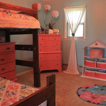 Coral and Aqua Girls' Bedroom